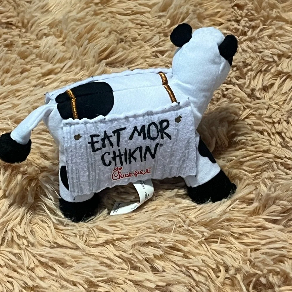Chick-Fil-A Limited Edition 2019 Plush Cow –‎ 4 Inch 🐮❤️